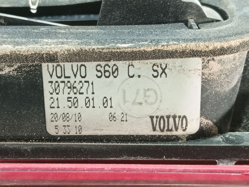 Recambio de piloto trasero izquierdo interior para volvo s60 ii (134) d3 referencia OEM IAM   