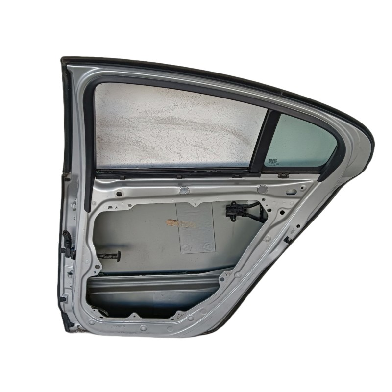 Recambio de puerta trasera derecha para volvo s60 ii (134) d3 referencia OEM IAM 30762666  