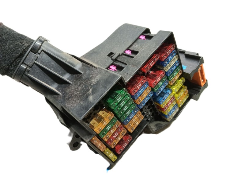 Recambio de caja reles / fusibles para porsche cayenne (9pa) s 4.5 referencia OEM IAM   