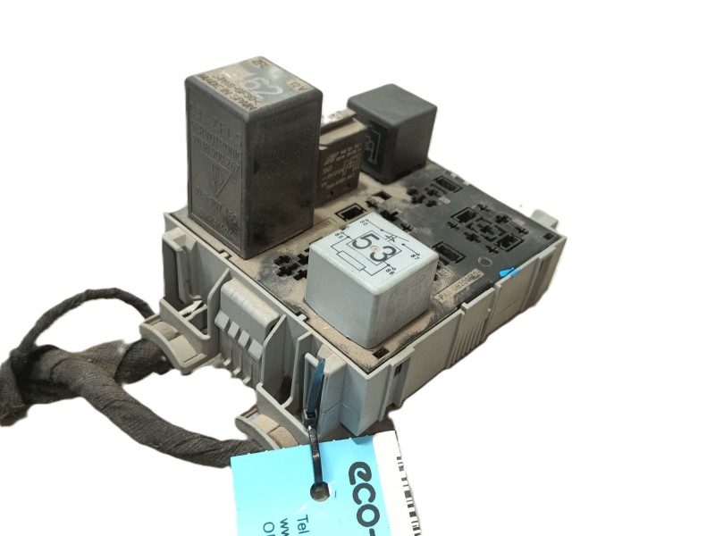 Recambio de caja reles / fusibles para porsche cayenne (9pa) s 4.5 referencia OEM IAM   