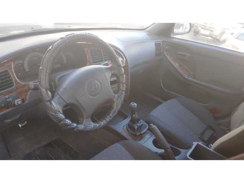 hyundai elantra iii (xd) del año 2000