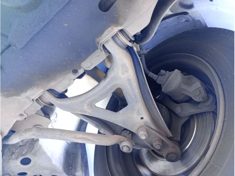 Recambio de brazo suspension inferior delantero izquierdo para renault kangoo (kc0/1_) 1.5 dci (kc07) referencia OEM IAM   