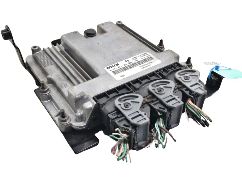Recambio de centralita motor uce para renault laguna iii dynamique referencia OEM IAM 0281014354 8200848407 8200726880