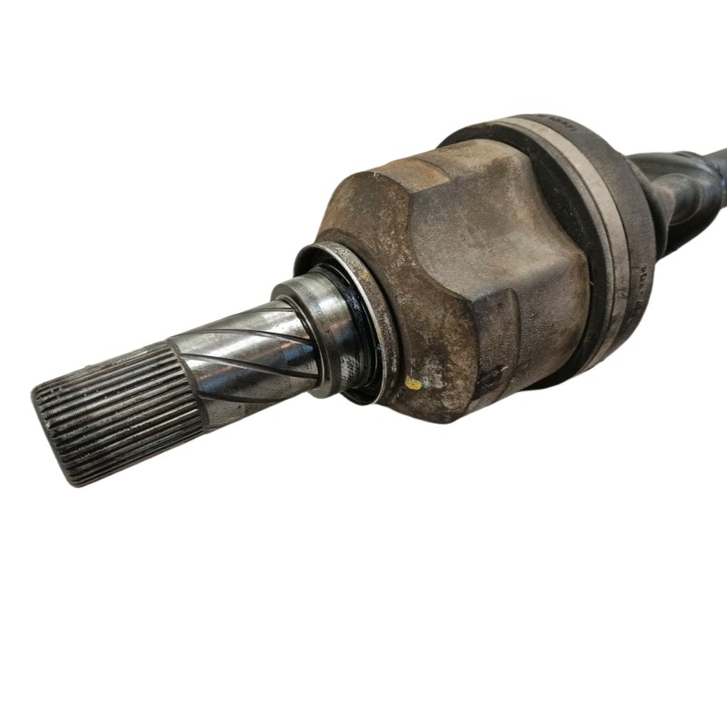 Recambio de transmision delantera derecha para renault laguna iii dynamique referencia OEM IAM 8200618182  