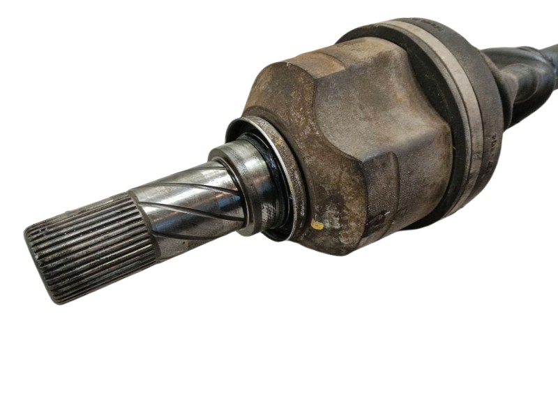 Recambio de transmision delantera derecha para renault laguna iii dynamique referencia OEM IAM 8200618182  