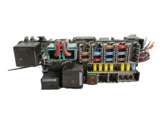 Recambio de caja reles / fusibles para volvo s60 ii (134) d3 referencia OEM IAM    2