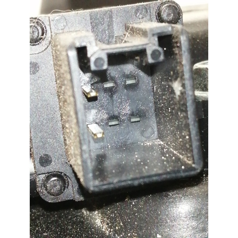 Recambio de elevalunas trasero derecho para mazda 2 lim. (de) 1.3 style (5-ptas.) referencia OEM IAM D6517297XB ELECTRICO D65172