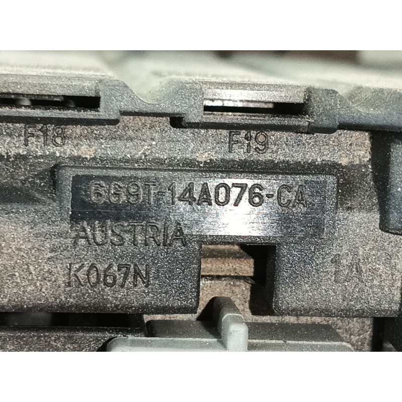 Recambio de caja reles / fusibles para ford mondeo sportbreak (ca2) ambiente referencia OEM IAM   