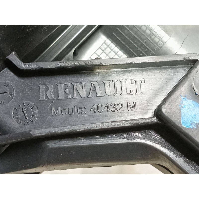 Recambio de apoyabrazos central para renault fluence z.e. dynamique referencia OEM IAM   