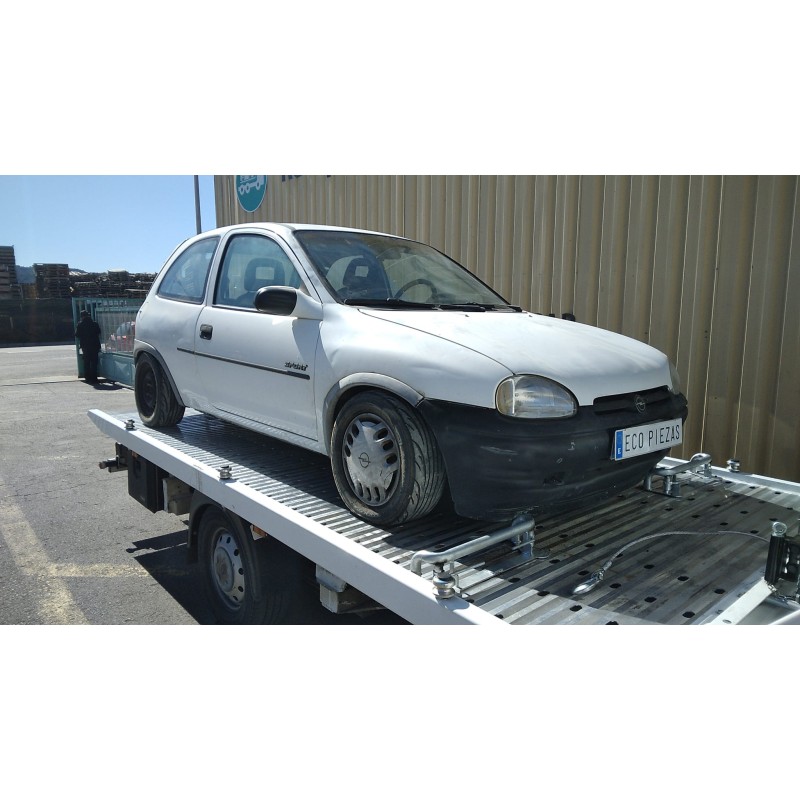 opel corsa b (s93) del año 1995