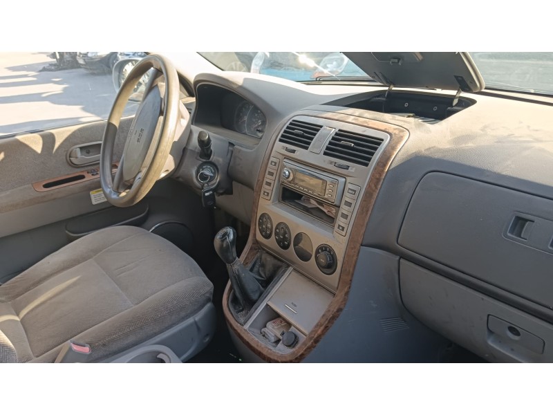 kia carnival ii (gq) del año 2003