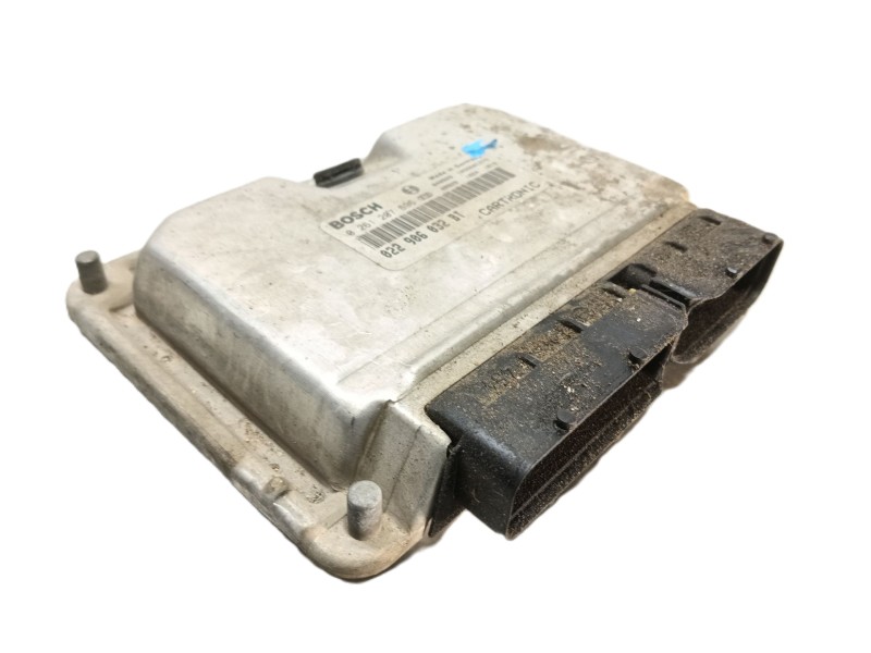 Recambio de centralita motor uce para porsche cayenne (9pa) s 4.5 referencia OEM IAM   