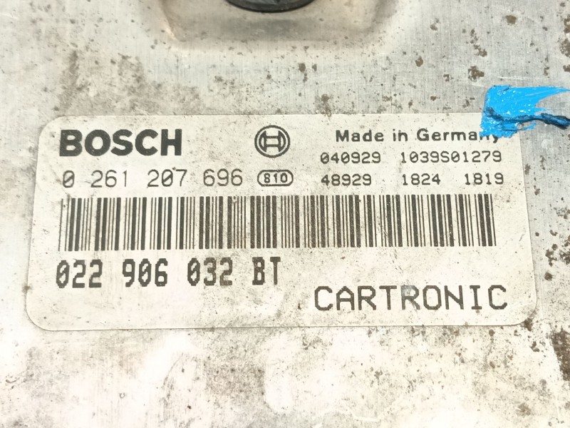 Recambio de centralita motor uce para porsche cayenne (9pa) s 4.5 referencia OEM IAM   