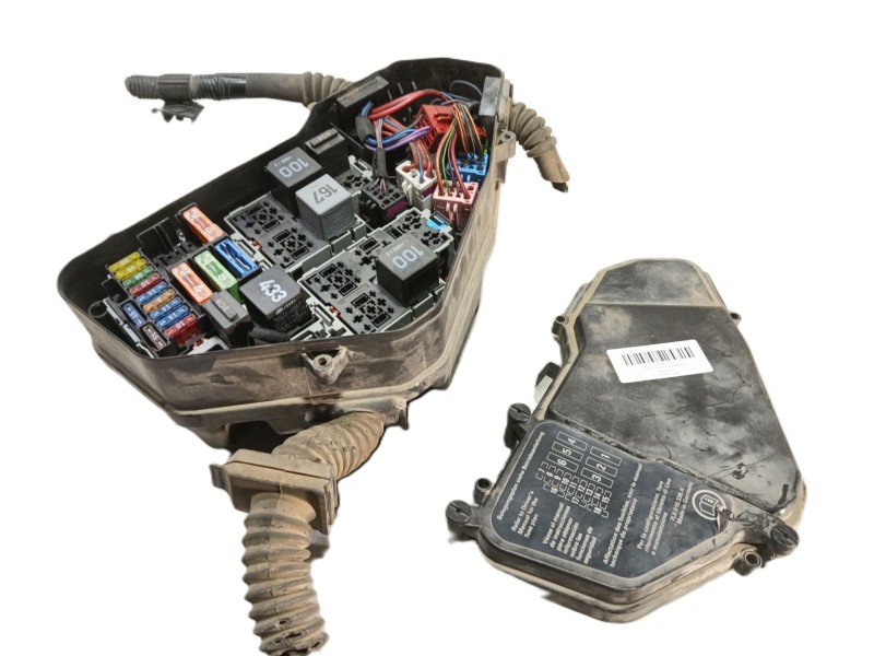 Recambio de caja reles / fusibles para porsche cayenne (9pa) s 4.5 referencia OEM IAM   