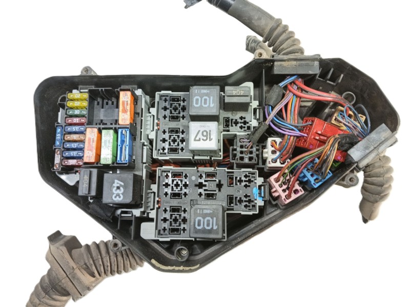 Recambio de caja reles / fusibles para porsche cayenne (9pa) s 4.5 referencia OEM IAM   