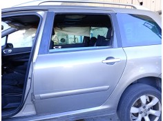 Recambio de puerta trasera izquierda para peugeot 307 sw (3h) 1.6 hdi 110 referencia OEM IAM    2