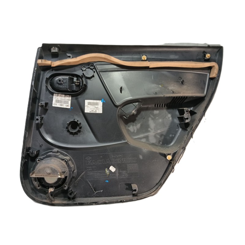 Recambio de guarnecido puerta trasera izquierda para dacia duster ambiance 4x2 referencia OEM IAM   