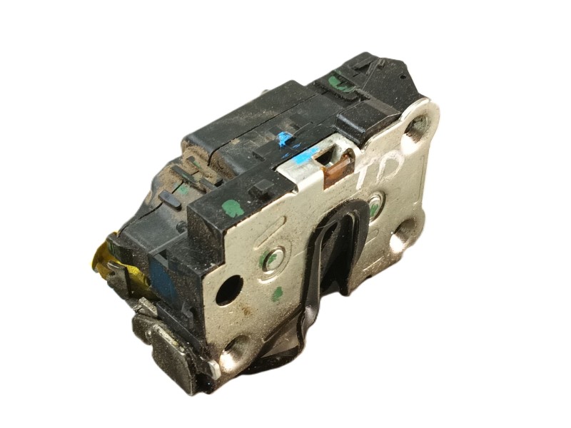 Recambio de cerradura puerta trasera derecha para dacia duster ambiance 4x2 referencia OEM IAM   