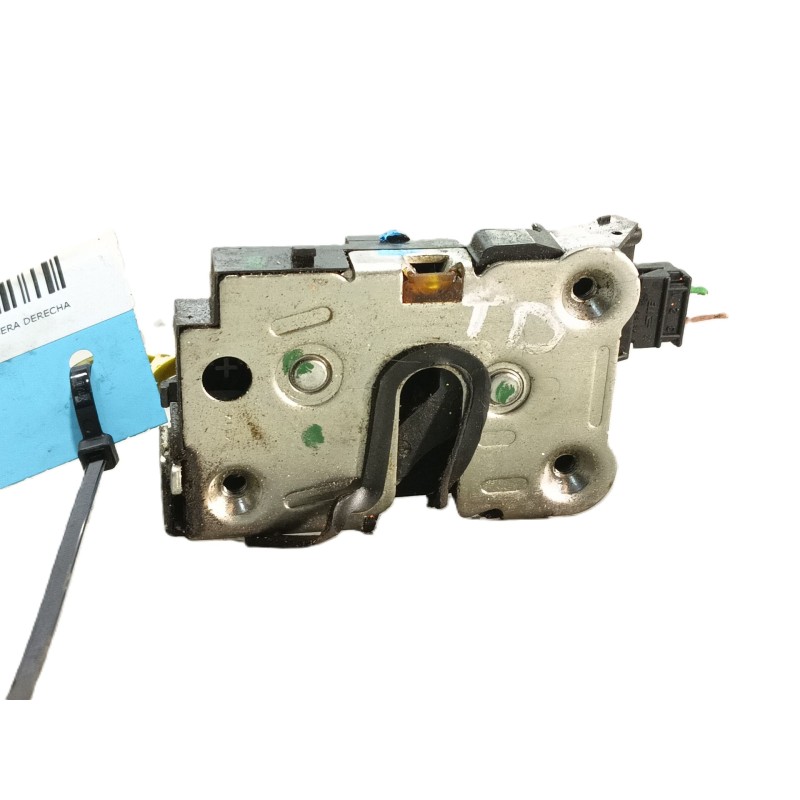 Recambio de cerradura puerta trasera derecha para dacia duster ambiance 4x2 referencia OEM IAM   