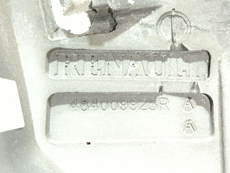 Recambio de volante para dacia duster ambiance 4x2 referencia OEM IAM   