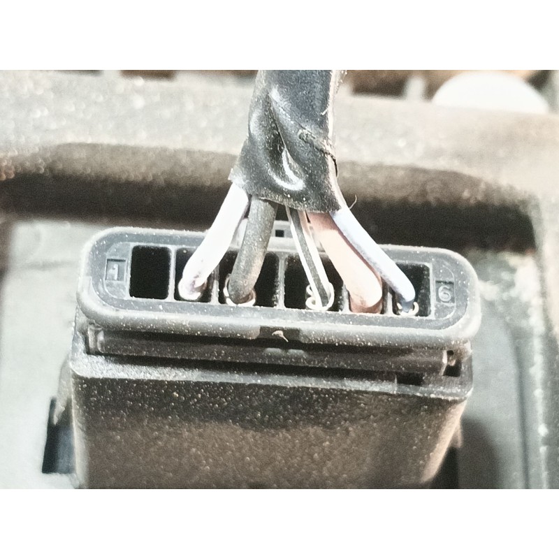 Recambio de piloto trasero derecho para dacia duster ambiance 4x2 referencia OEM IAM   