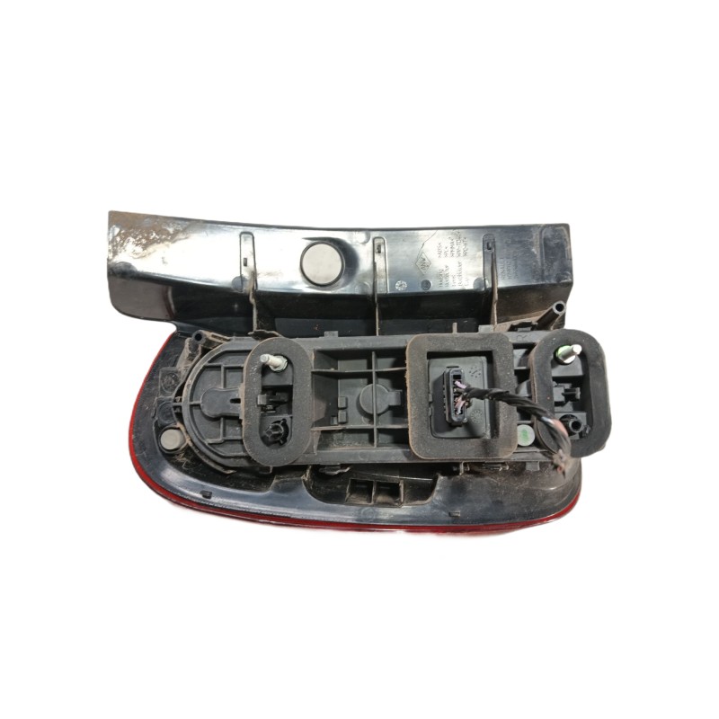 Recambio de piloto trasero derecho para dacia duster ambiance 4x2 referencia OEM IAM   