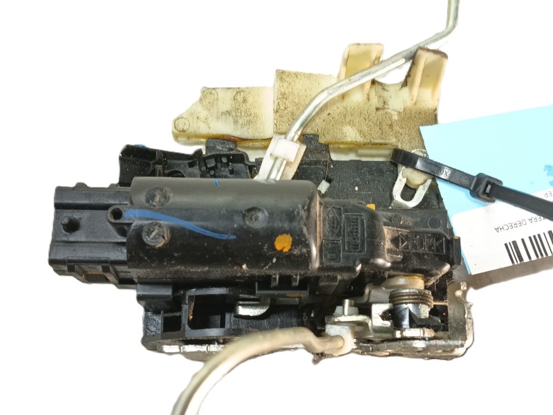 Recambio de cerradura puerta delantera derecha para dacia duster ambiance 4x2 referencia OEM IAM   