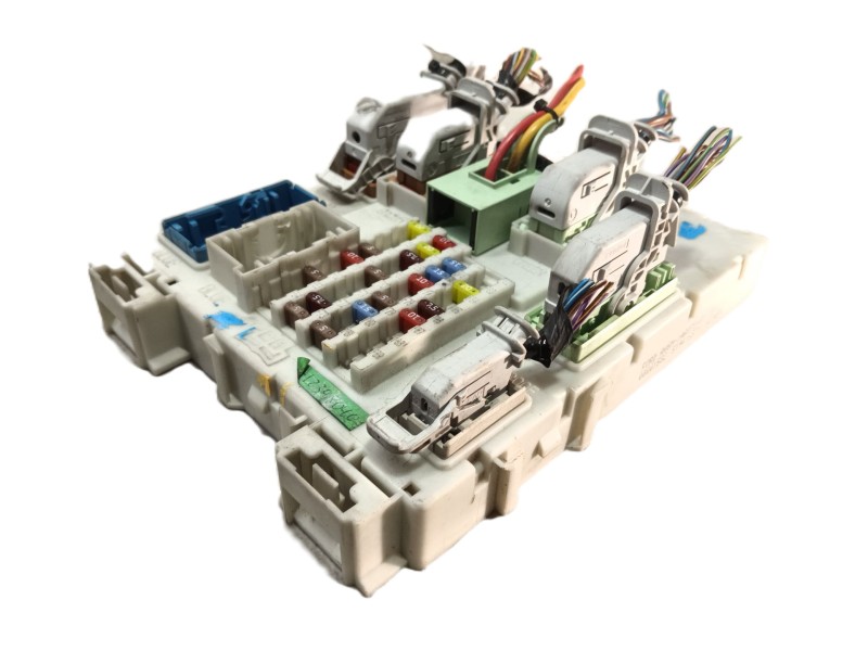 Recambio de caja reles / fusibles para ford c-max titanium referencia OEM IAM 519416570 AV6N14A073FF 30S519416570