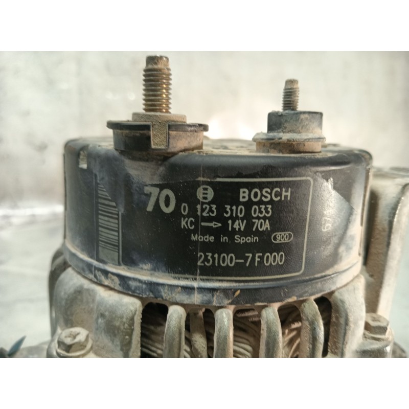 Recambio de alternador para nissan terrano/terrano.ii (r20) comfort referencia OEM IAM 0123310033 231007F000 