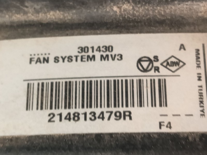 Recambio de electroventilador para renault fluence z.e. dynamique referencia OEM IAM 214813479R  