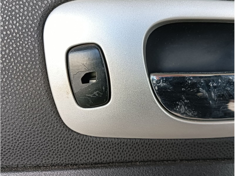 Recambio de puerta trasera derecha para peugeot 307 sw (3h) 1.6 hdi 110 referencia OEM IAM   