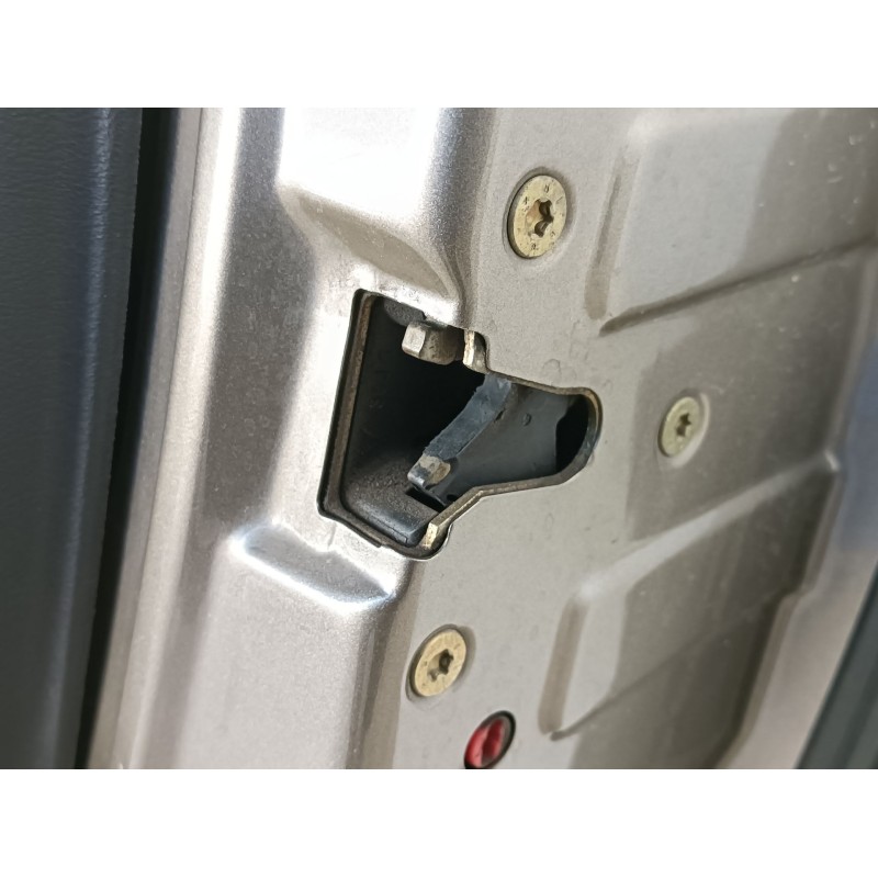 Recambio de puerta trasera derecha para peugeot 307 sw (3h) 1.6 hdi 110 referencia OEM IAM   