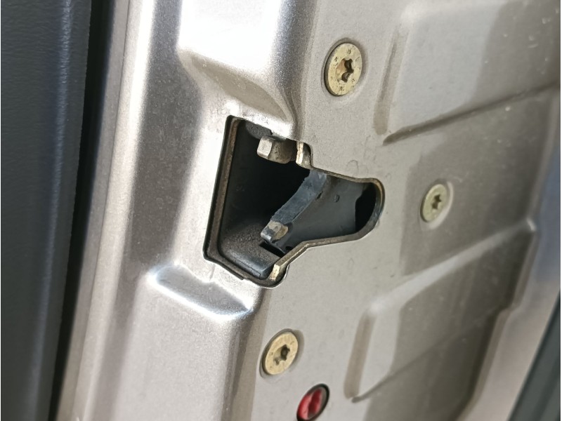 Recambio de puerta trasera derecha para peugeot 307 sw (3h) 1.6 hdi 110 referencia OEM IAM   