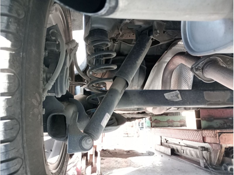 Recambio de amortiguador trasero izquierdo para nissan qashqai ii suv (j11, j11_) 1.2 dig-t referencia OEM IAM   