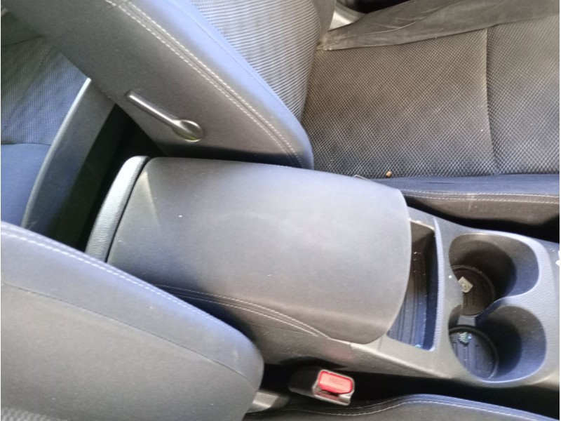 Recambio de apoyabrazos central para nissan qashqai ii suv (j11, j11_) 1.2 dig-t referencia OEM IAM   