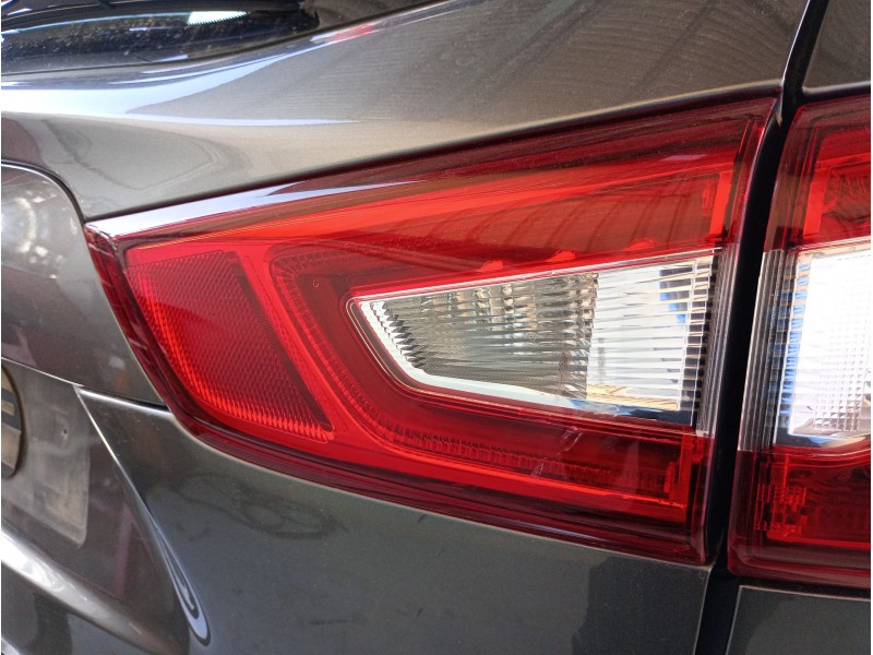 Recambio de piloto trasero derecho interior para nissan qashqai ii suv (j11, j11_) 1.2 dig-t referencia OEM IAM   