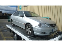 toyota avensis (_t22_) del año 2002