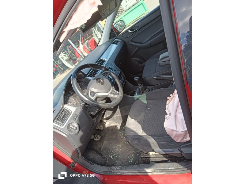 skoda rapid spaceback (nh1) del año 2015