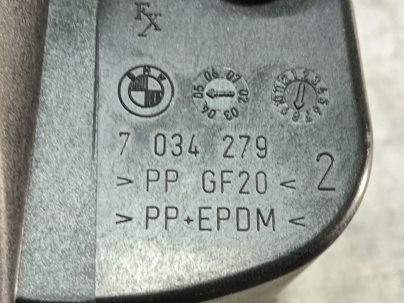 Recambio de tapa exterior combustible para bmw 5 (e60) 530 i referencia OEM IAM   