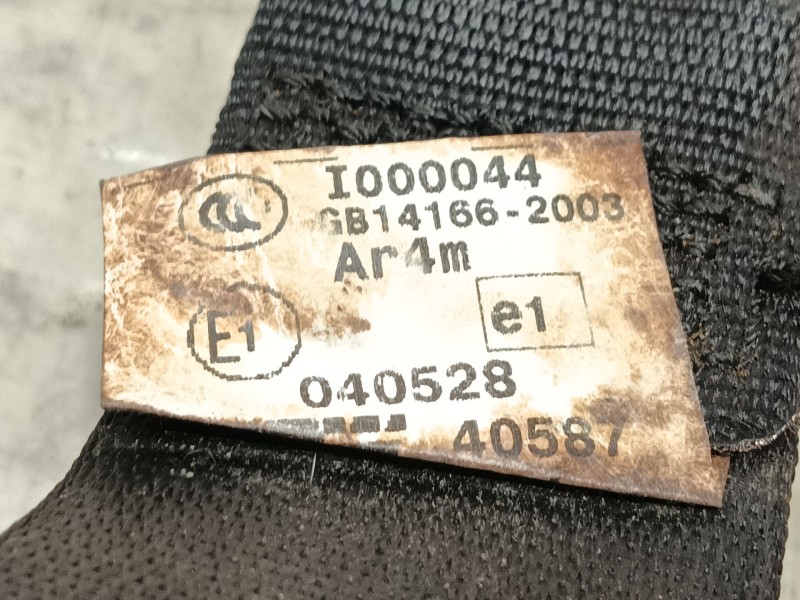 Recambio de cinturon seguridad trasero central para bmw 5 (e60) 530 i referencia OEM IAM   