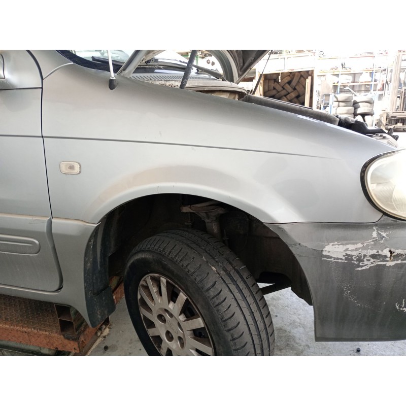 Recambio de aleta delantera derecha para kia carnival ii (gq) 2.9 crdi referencia OEM IAM   
