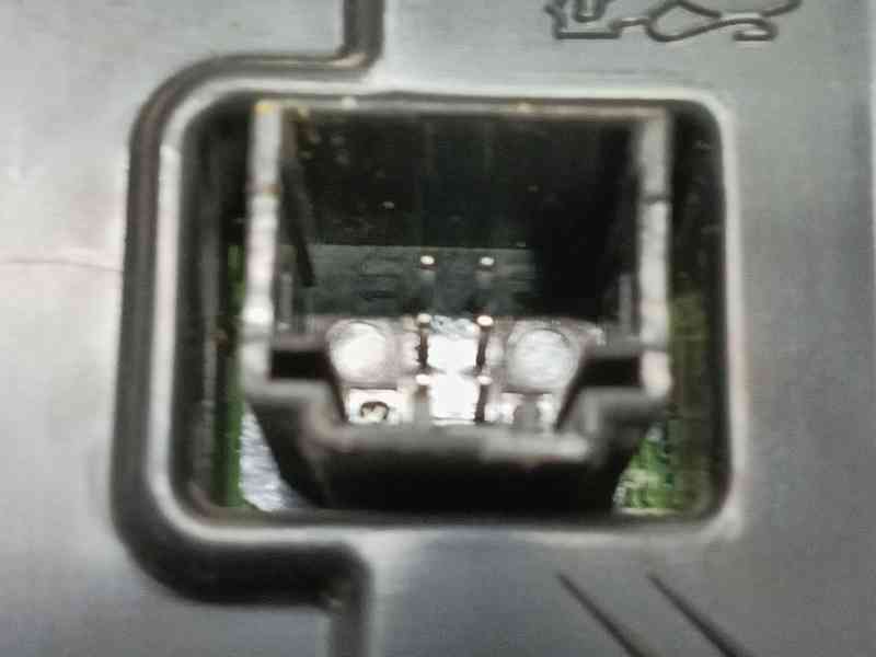 Recambio de mando calefaccion / aire acondicionado para peugeot 407 st sport referencia OEM IAM VP4PUH18C612FG 96573322YW FNPBOB