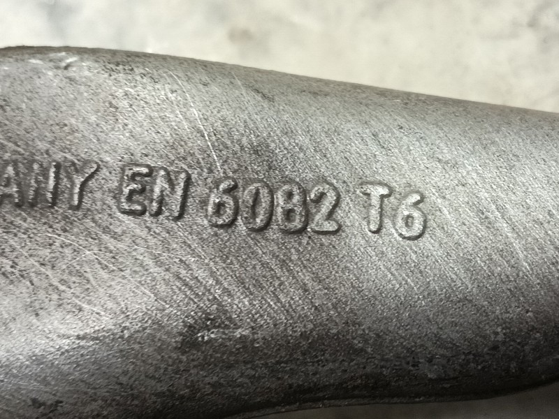 Recambio de brazo suspension inferior delantero derecho para bmw serie 1 berlina (e81/e87) 118d referencia OEM IAM EN6082T6 DEEN