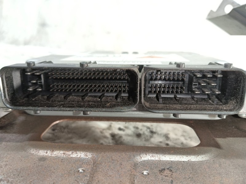 Recambio de centralita motor uce para nissan cabstar 09.06 cabstar 35.xx cabina simple cabina individual referencia OEM IAM   