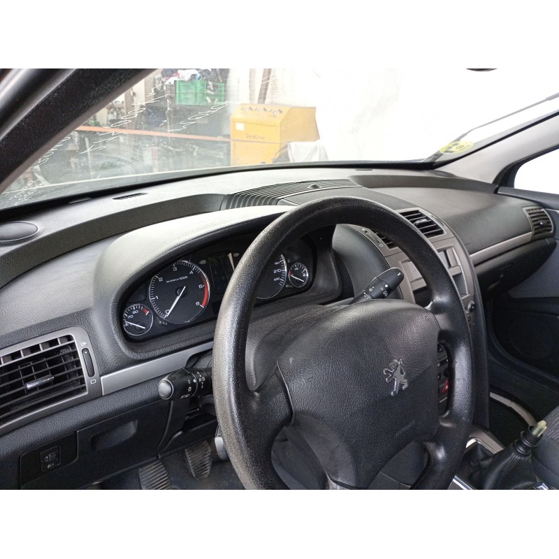 Recambio de salpicadero para peugeot 407 sw (6e_, 6d_) 2.0 hdi 135 referencia OEM IAM   