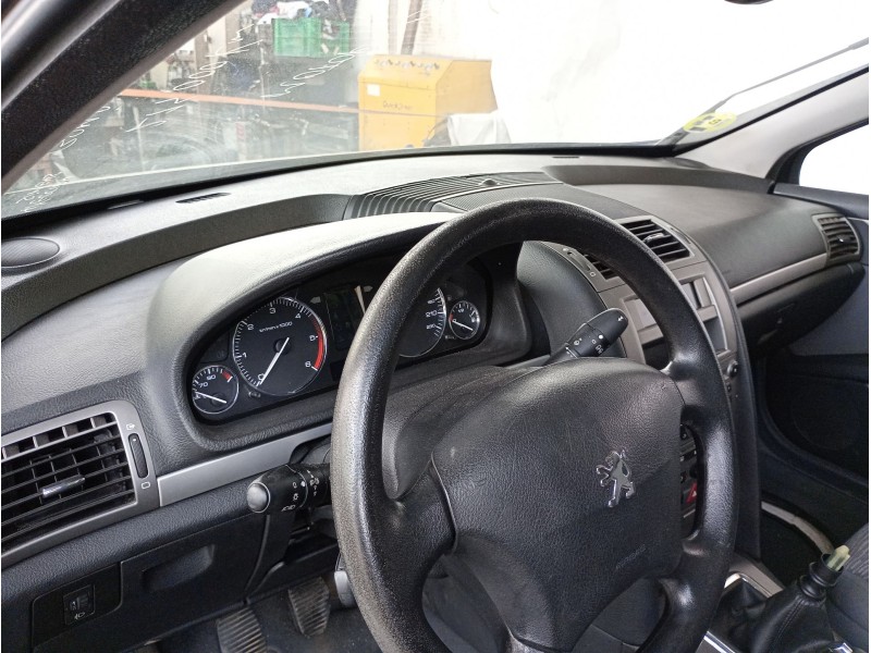 Recambio de salpicadero para peugeot 407 sw (6e_, 6d_) 2.0 hdi 135 referencia OEM IAM   