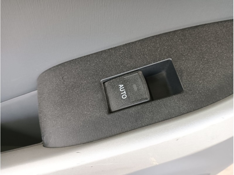 Recambio de puerta trasera izquierda para toyota prius (_w3_) 1.8 hybrid (zvw3_) referencia OEM IAM COMPLETA  