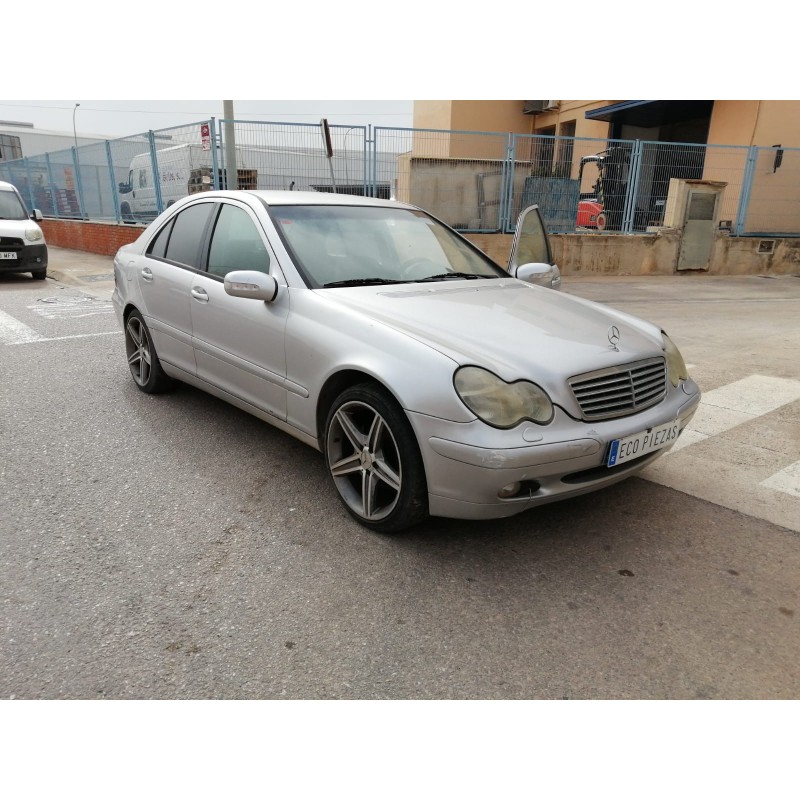 mercedes-benz clase c (w203) del año 2002