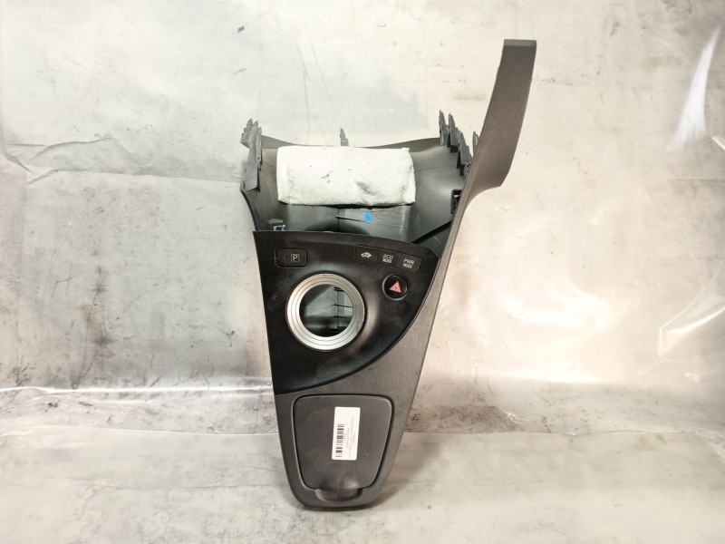 Recambio de consola central para toyota prius (_w3_) 1.8 hybrid (zvw3_) referencia OEM IAM   