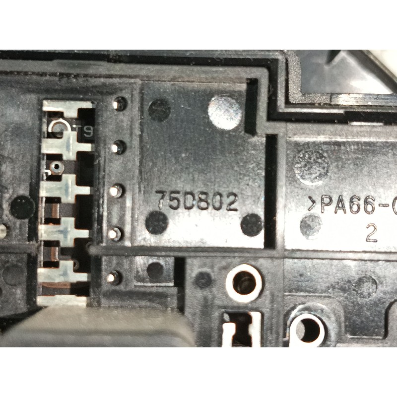 Recambio de interruptor para toyota prius (_w3_) 1.8 hybrid (zvw3_) referencia OEM IAM   